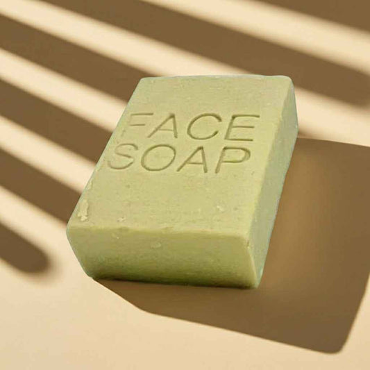 LATTE DETERGENTE VISO SOLIDO PELLI IMPURE ALLO ZOLFO - Da 50 g Packaging in cartoncino riciclabile