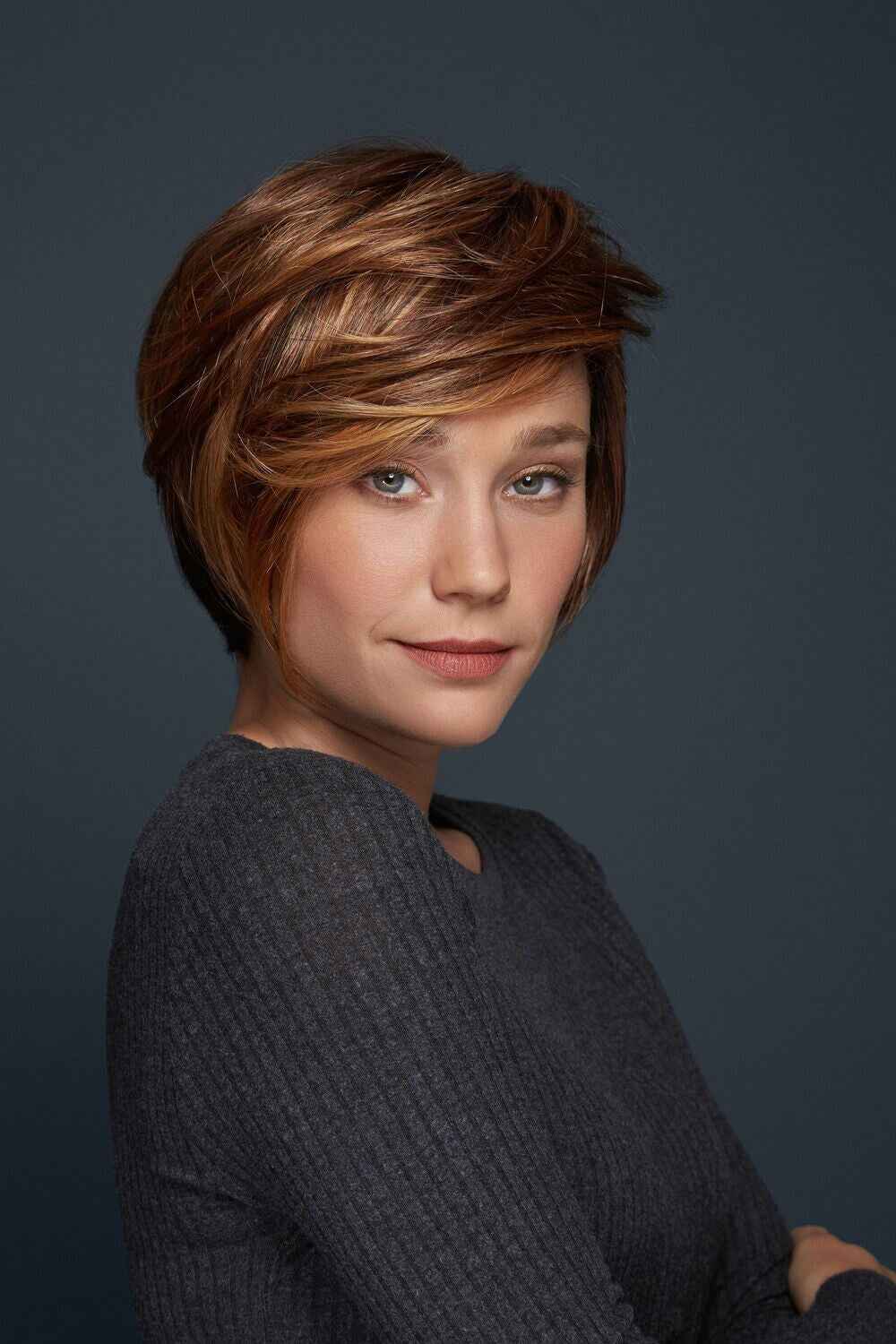 Parrucca sintetica Alta Qualità Charlotte